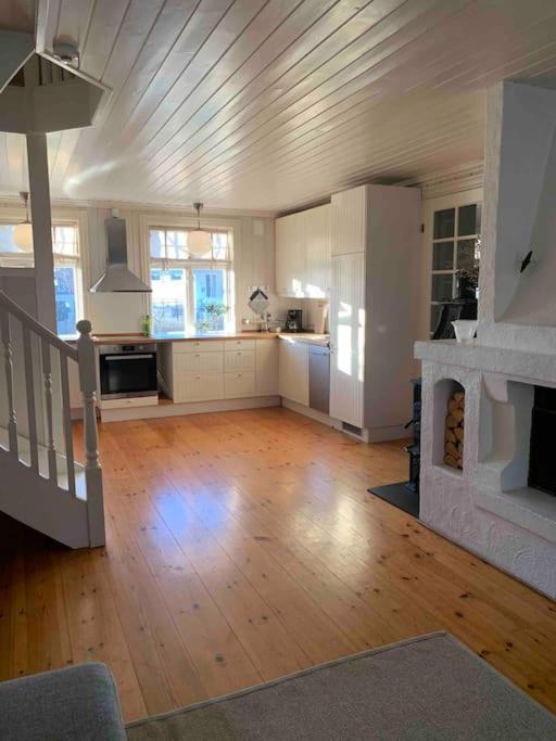 Mollerasen Apartment Σαντεφιόρδ Εξωτερικό φωτογραφία